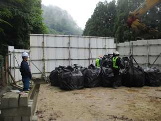 【江田積込み場】保管容器の積込み作業確認状況